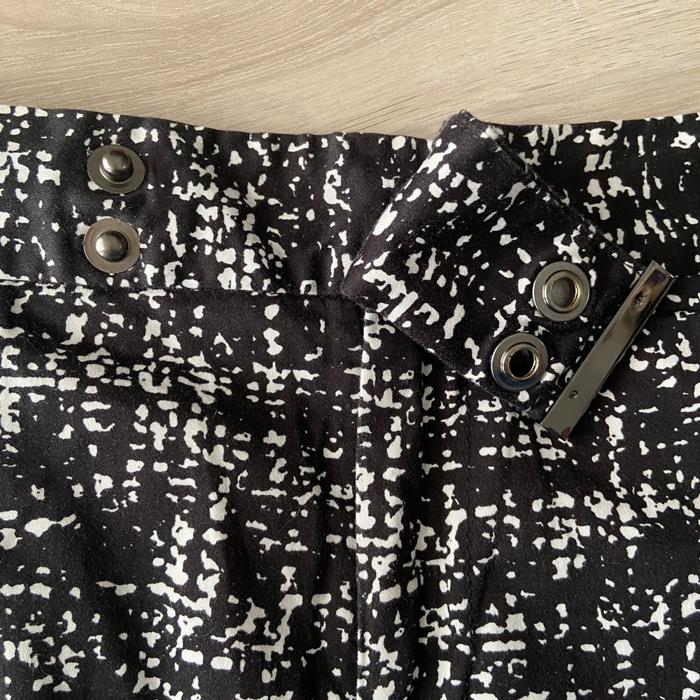 Calvin Klein Shorts - Picture 3 of 4